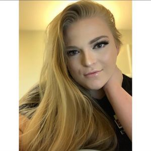 Meet your Posher, Haley